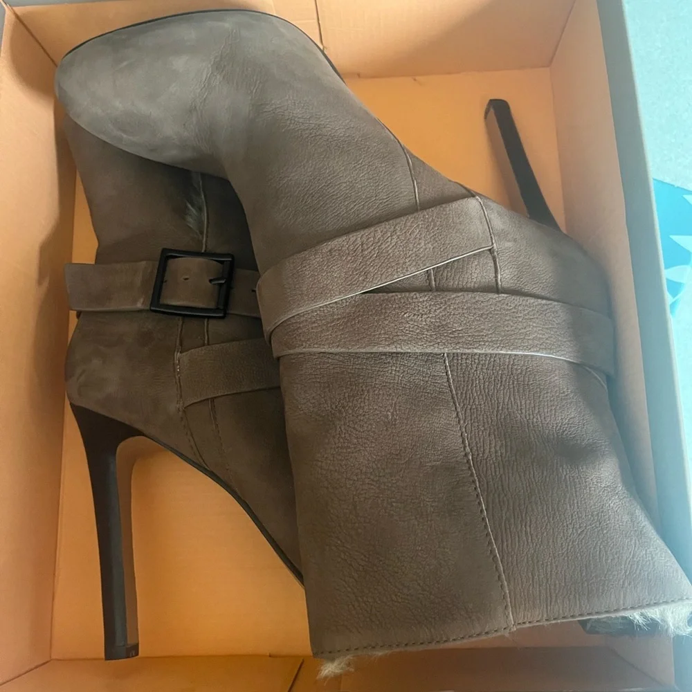 Aldo Brown Heeled Boots with Faux Fur Trim - Picture 7 of 8